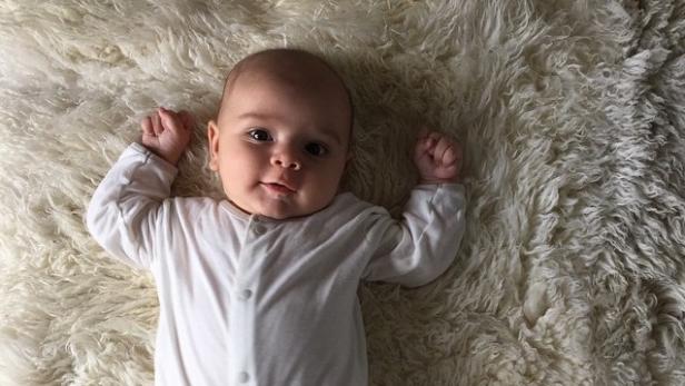 Kourtney Kardashian zeigt erstmals ihren Sohn