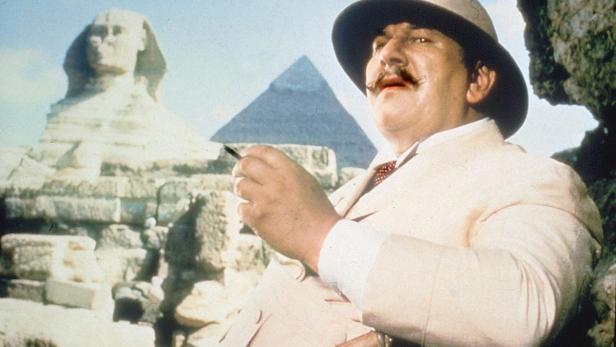 Am Vormittag lautet das Duell Kult-Krimi gegen Kult-Western: In Tod auf dem Nil (11.05, ARD) ermittelt  Sir Peter Ustinov als Hercule Poirot.