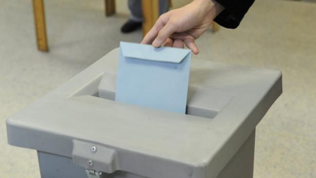 Frage des Tages: Soll es Neuwahlen in Österreich geben?
