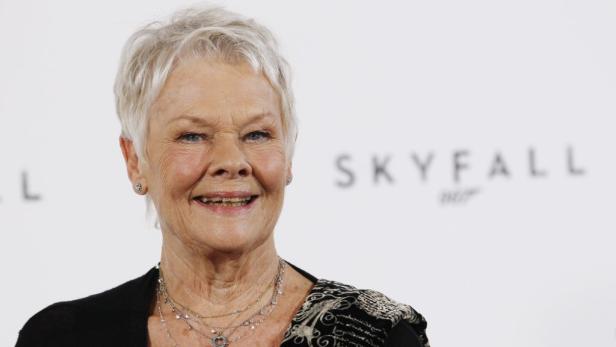 Was immer wieder durchsickert: &quot;Skyfall&quot;, der auch in Shanghai spielt, soll der letzte Bond-Streifen mit Judi Dench alias &quot;M&quot; sein. Sie leidet an einer Augenkrankheit.