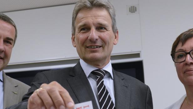 Zwei Millionen Euro für die Steuerkampagne: ÖGB-Präsident Erich Foglar flankiert von Sabine Oberhauser und Norbert Schnedl (FCG).