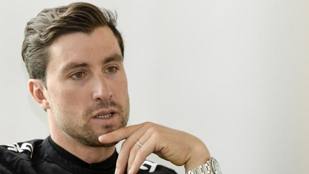 PK MIT RADPROFI BERNHARD EISEL 1 Österreicher ist bei der heurigen Tour de France am Start. Bernhard Eisel aus dem Team Sky soll Chris Froome auf dem Weg zum Gesamtsieg unterstützen.