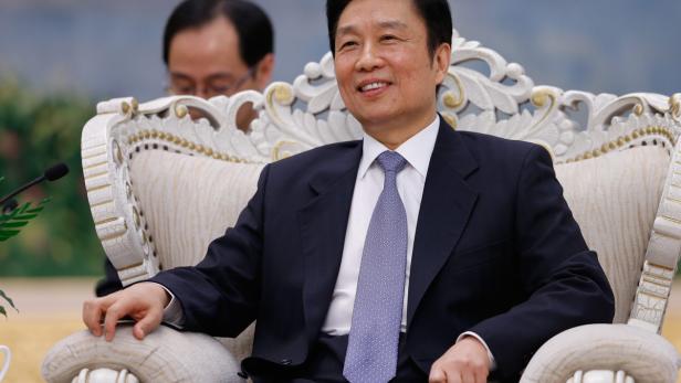 Li Yuanchao, Chinas Vizepräsident, war früher Volksschullehrer. Nun belehrt er auf höherem Niveau.