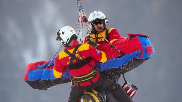 Bergungen mit dem Hubschrauber können einige Tausend Euro kosten.