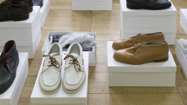 Christodoulos Panayiotou: „12 pairs of handmade shoes“: Na und?