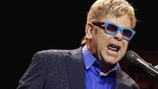 Elton John teilt wieder aus.