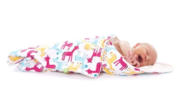 Die Decken von &quot;Frecher Zwerg&quot; sind ein beliebtes Geschenk für Babys.