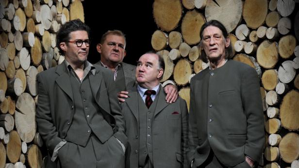 Christian Nickel, Martin Zauner, Udo Samel und Wolfgang Michael (von links) in &quot;Auslöschung&quot; von Thomas Bernhard im Theater in der Josefstadt