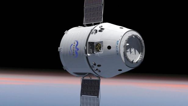 Eine Dragon-Raumkapsel von SpaceX im Weltraum.