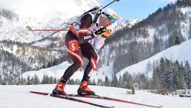 Christoph Sumann griff erst mit 24 Jahren zur Waffe. Im Jahr 2000 entschloss sich der Langläufer, seiner Karriere den einen oder anderen Schuss Spannung zu geben und wurde Biathlon-Quereinsteiger. Zu seinem 33er sagte er: „Jetzt bin ich beim Schnapsen draußen ...“