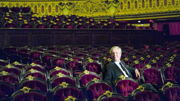 Stéphane Lissner im Palais Garnier, der alten Pariser Oper. Er leitet dieses Theater gemeinsam mit der Bastille-Oper. Sein Musikdirektor ist Philippe Jordan, Chefdirigent der Wiener Symphoniker