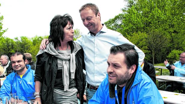 FPÖ-Vizelandeshauptmann Johann Tschürtz und Landtagspräsidentin Ilse Benkö.