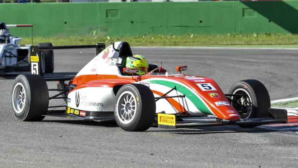 In Monza feierte Schumacher zum Saisonende noch einen Sieg.