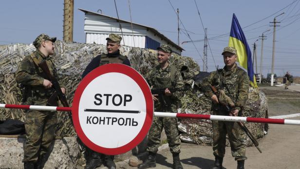 Ukrainische Einheiten bei Mariupol: Östlich der Stadt toben schwere Kämpfe