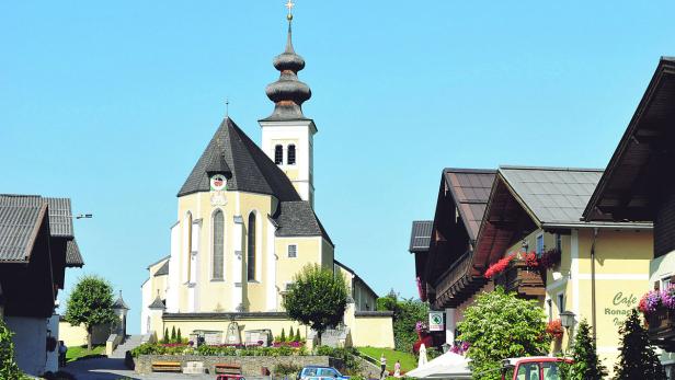 Tatort: Pfarrkirche St. Veit.