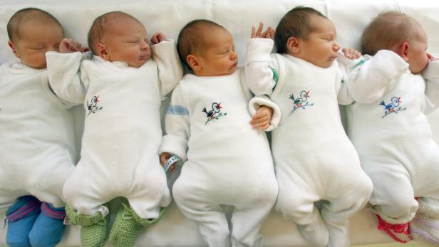 ARCHIVBILD/THEMENBILD: BABYS