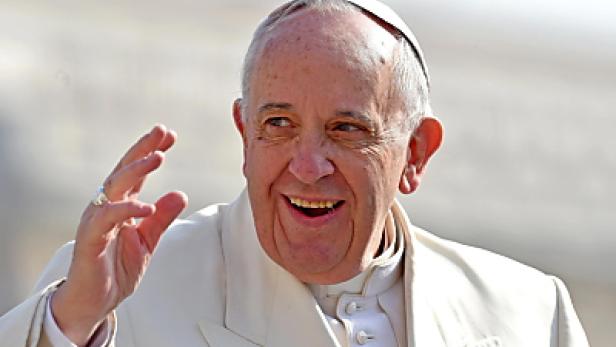 Papst fordert mehr Einfluss für Frauen