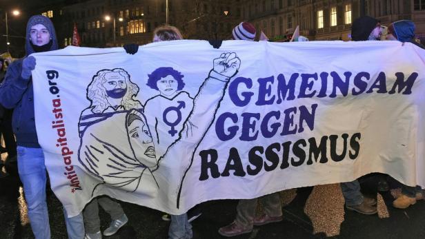 Proteste gegen die Kundgebung der Pegida in Wien im Februar