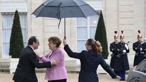 Hollande, Merkel in Paris