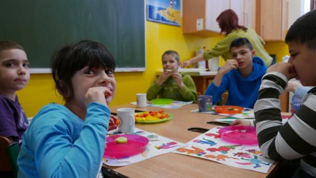 Gemeinsam jausnen und dabei auch lernen: Pausen-Frühstück in der Lorenz-Kellner-Schule