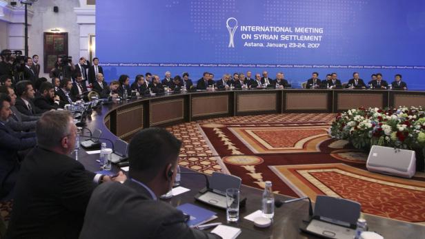 Teilnehmer des internationalen Treffens zur syrischen Regelung in Astana, Januar 2017.