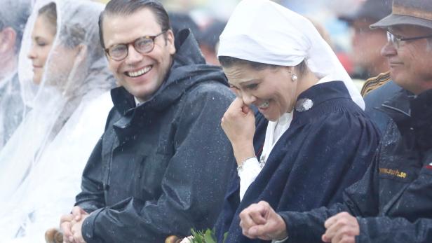 Geburtstag im Regen: Prinzessin Victoria feiert