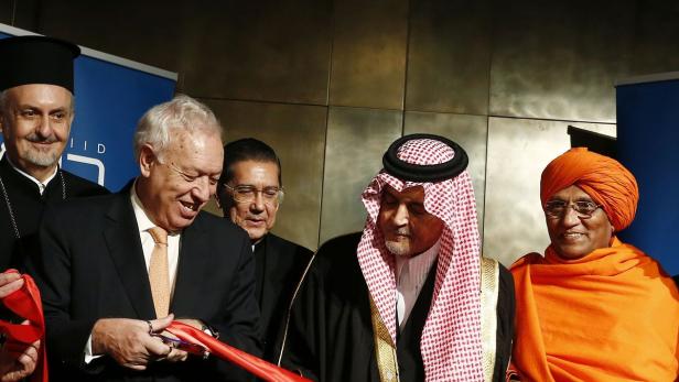 Eröffnung des Abdullah-Zentrums 2012: Saudischer Außenminister, Prinz Saud al-Faisal, Spaniens Außenminister García Margallo (v. re. n. li.)