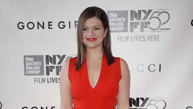 Casey Wilson wird Bürgermeisterin Mary Wolf