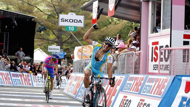 Tiralongo gewann 7. Giro-Etappe