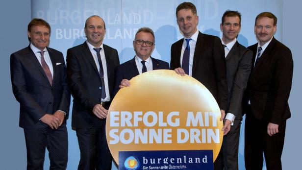 LH Niessl und LR Petschnig mit Vertretern der Wirtschaft beim Neujahrsempfang