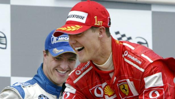 Die Schumachers. Auch wenn Michael der Beste aller Zeit ist, kann er doch stolz sein auf Bruder Ralf. Denn der hat immerhin sechs Formel-1-Rennen gewonnen. Diese Benzinbrüder haben den Motorsport erfrischt.