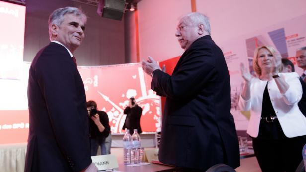 Werner Faymann mit Bürgermeister Häupl und Nationalratspräsidentin Bures