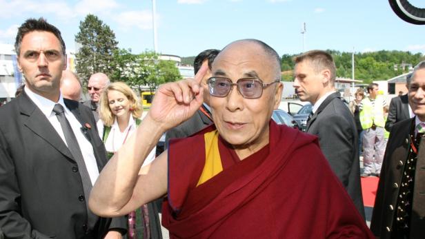 Dalai Lama zu Scherzen aufgelegt