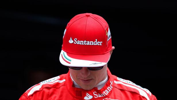 Undurchschaubar: Nicht einmal die Mimik verrät Räikkönens Zustand.
