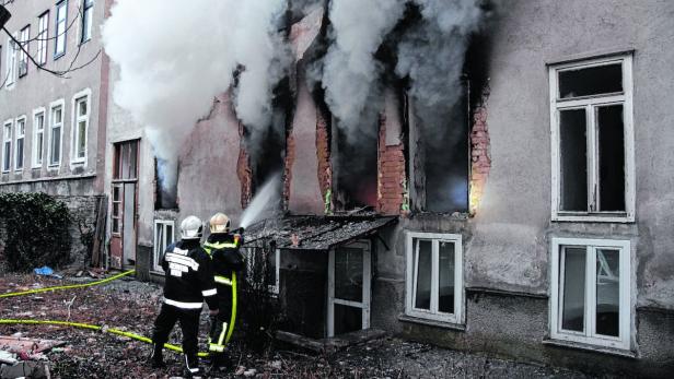 Mieter Anton S. sollte am Donnerstag delogiert werden. Dabei explodierte ein Gas-Luft-Gemisch