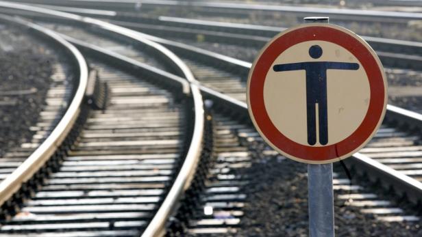 Deutsche Lokführer legen Personenverkehr lahm