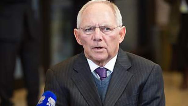Schäuble: Flüchtlingspolitik "aus dem Ruder gelaufen"