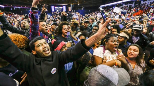 Bei einem Wahlkampfauftritt Donald Trumps in Chicago