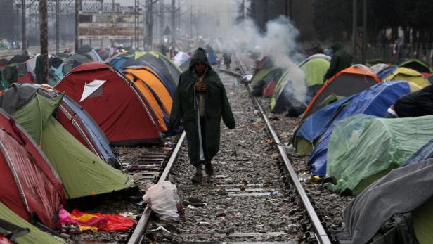 Für Flüchtlinge in Griechenland gibt es weder ein vor, noch ein zurück.