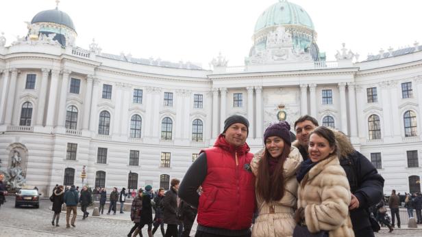 Russen beim Shoppen in Wien: Im März blieben viele aus.