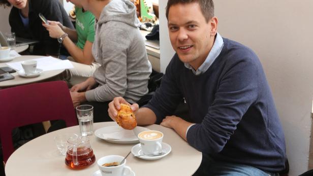 2014 eröffnete der Haubenkoch Otto Bayer in der Praterstraße 38 die „Kaffee Bar Balthasar“. Hier holt sich ATV-Moderator Martin Thür des Öfteren seine notwendige Koffein-Dosis