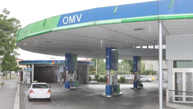 Vorarlberg: Mit Messer Bewaffneter überfiel Tankstelle