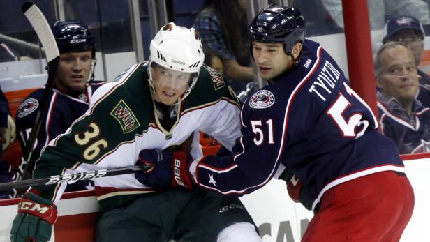 Chad Rau (36) absolvierte 2011/12 neun NHL-Spiele für Minnesota Wild.