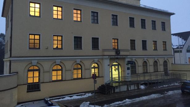 Das Bezirksgericht in Jennersdorf wird mit Jahresende 2017 geschlossen. Die Mitarbeiter müssen nach Güssing umseideln