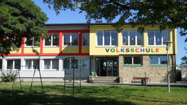 Grund für die hitzige Debatte: Die Volksschule in Deutsch Tschantschendorf soll zukünftig den Direktorsposten verlieren