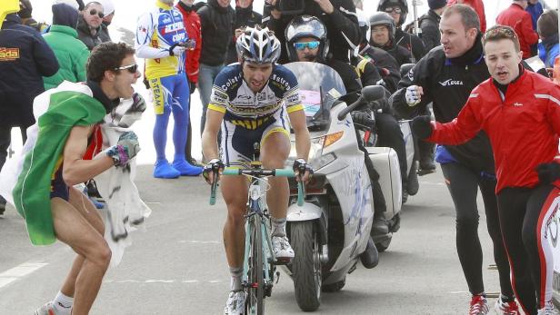 De Gendt gewinnt Giro-Königsetappe