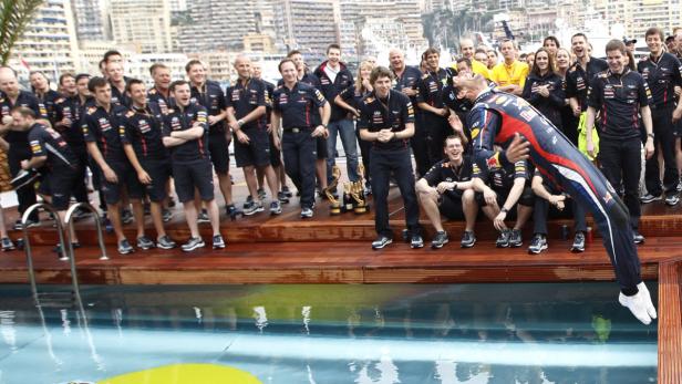 Vettel schwänzte die Pool-Party