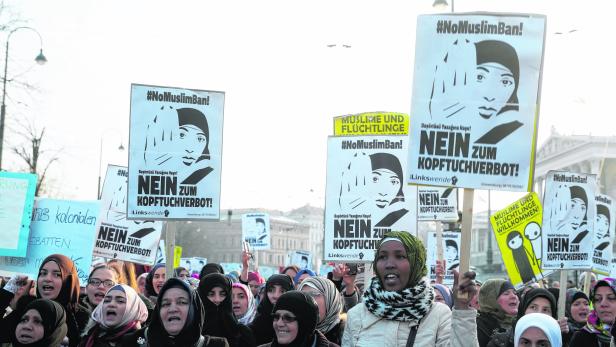 Am Samstag demonstrierten Musliminnen für ihr Recht auf Selbstbestimmung.