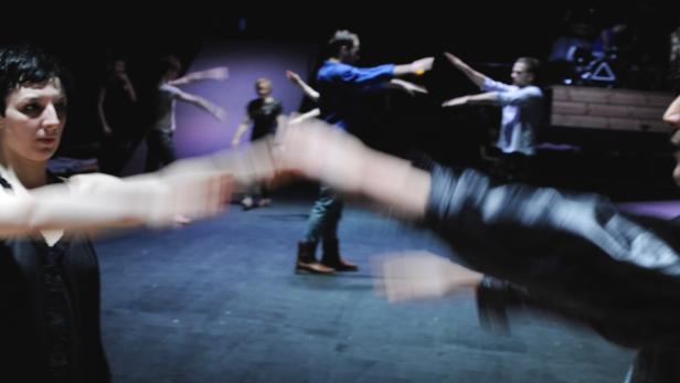 Meg Stuart und Damaged Goods beim ImPulsTanz