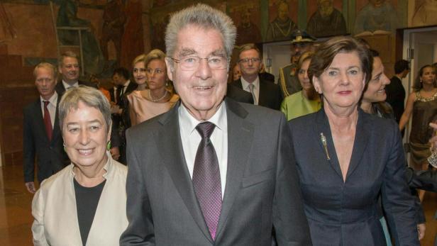 Bundespräsident Heinz Fischer mit Ehefrau Margit und Festspiel-Präsidentin Helga Rabl-Stadler